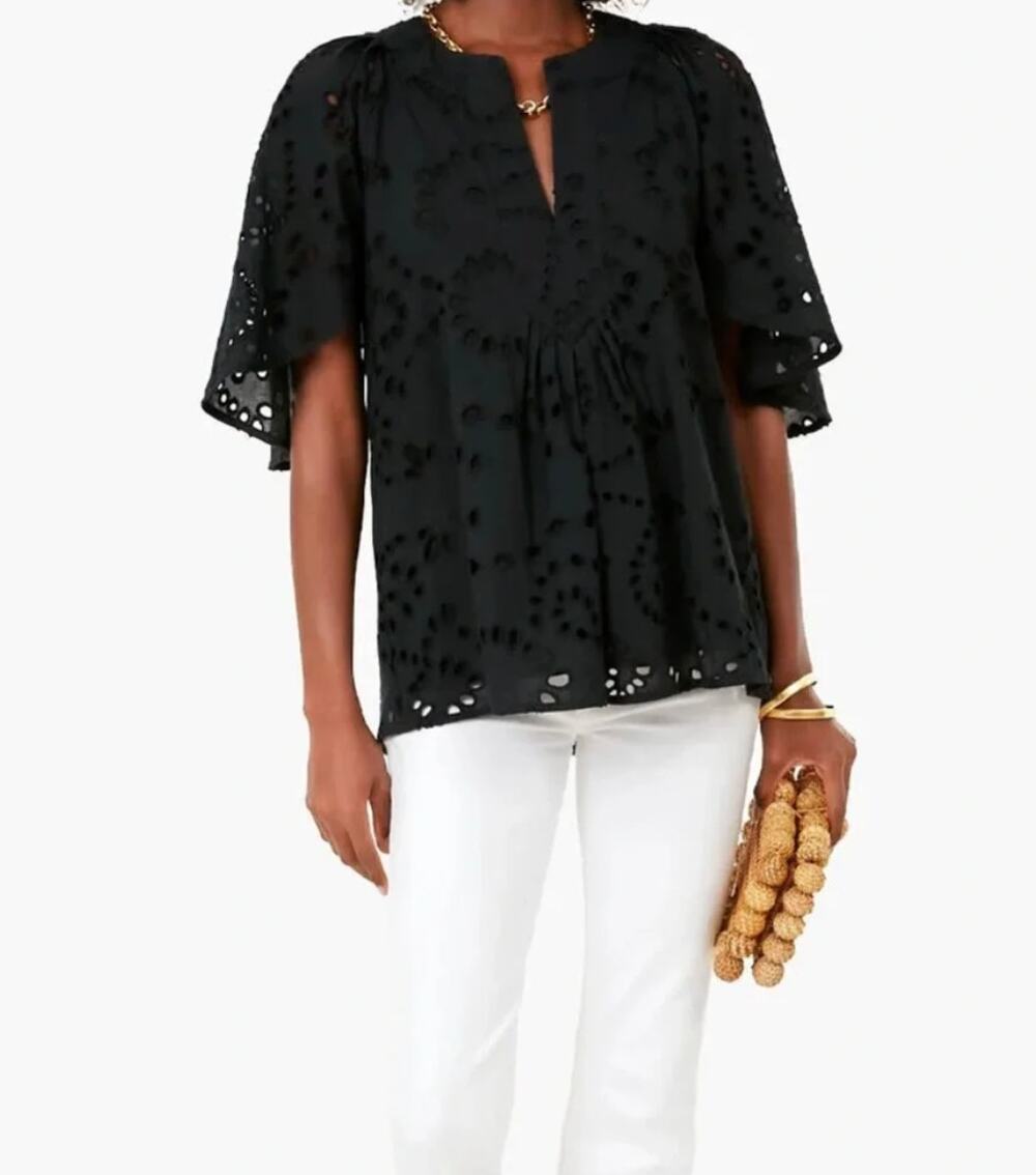 Tuckernuck Womens XL Black Eyelet Finley Flutter Sleeve Cotton Blouse Luxe